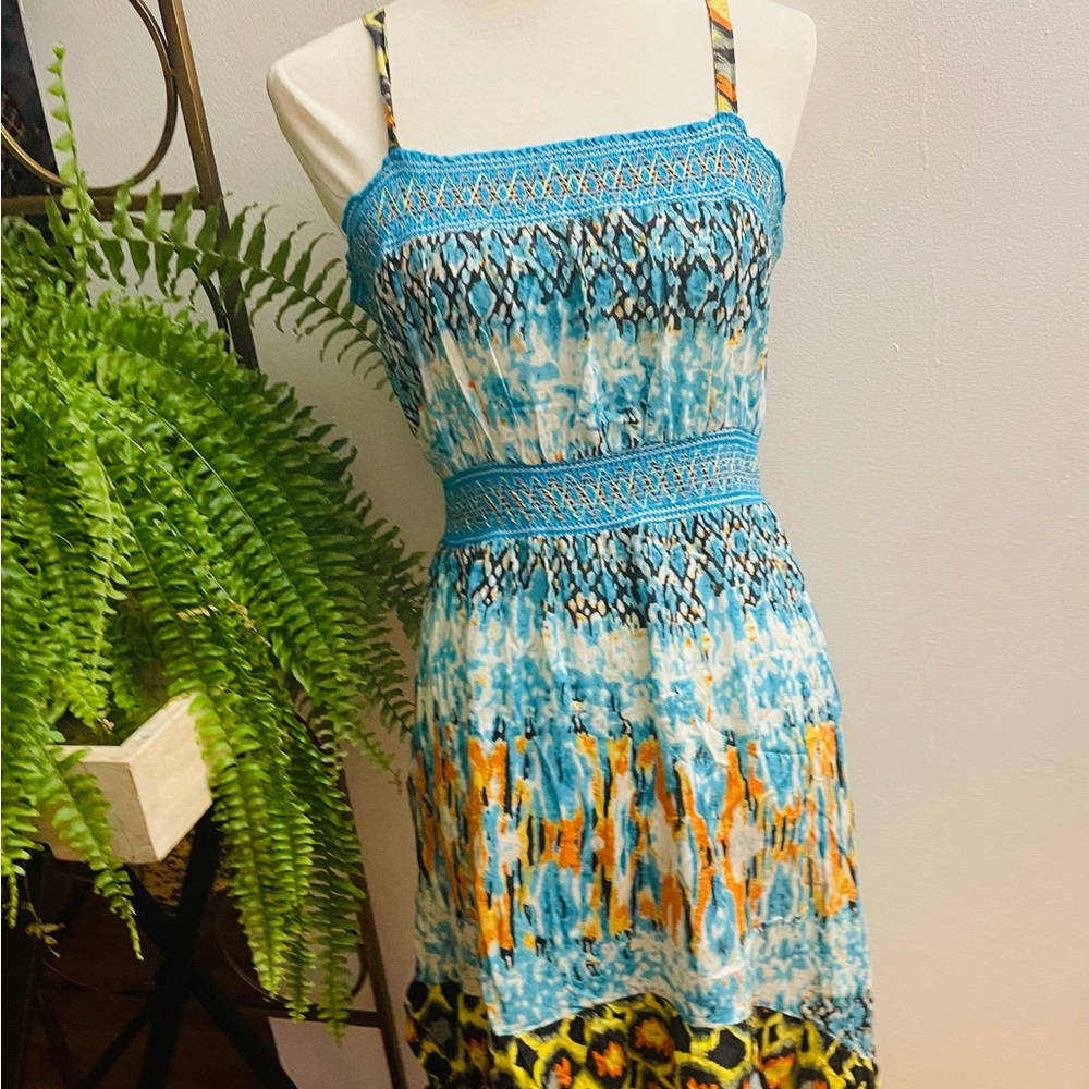 Hi Low Dress. - Picture 3 of 5
